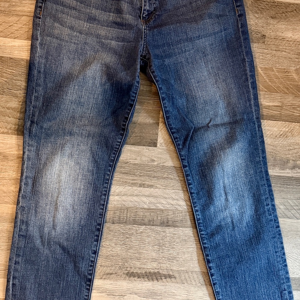 Kut from the Kloth Catherine Boyfriend Jeans – Size 10 – Medium Wash